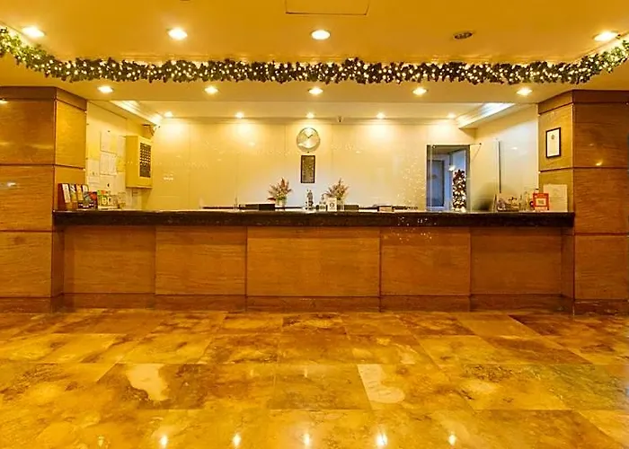 Hotel Aloha Roxas Boulevard
