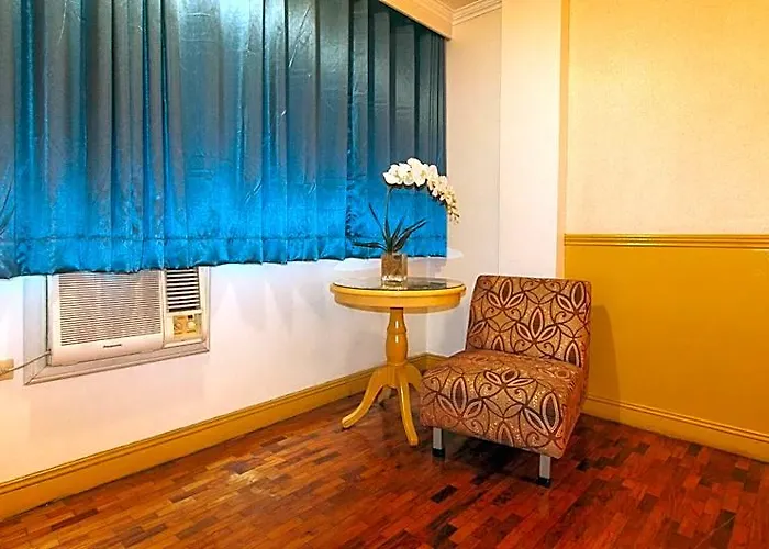 Hotel Aloha Roxas Boulevard Manille