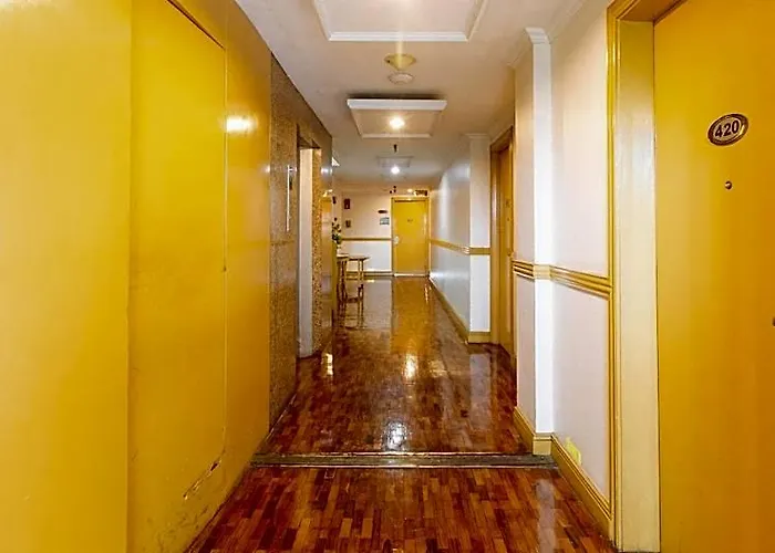 Hotel Aloha Roxas Boulevard *